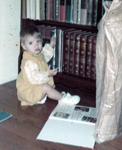 A few weeks before my 1st birthday, and already "reading".